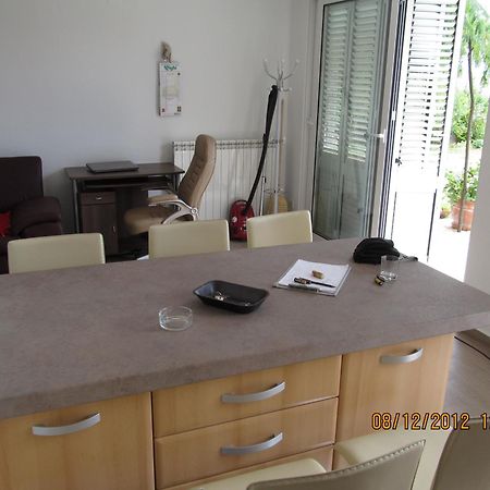 וולוסקו Apartment Kutlesa מראה חיצוני תמונה