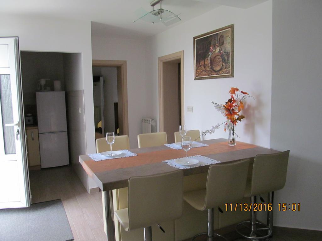 וולוסקו Apartment Kutlesa מראה חיצוני תמונה