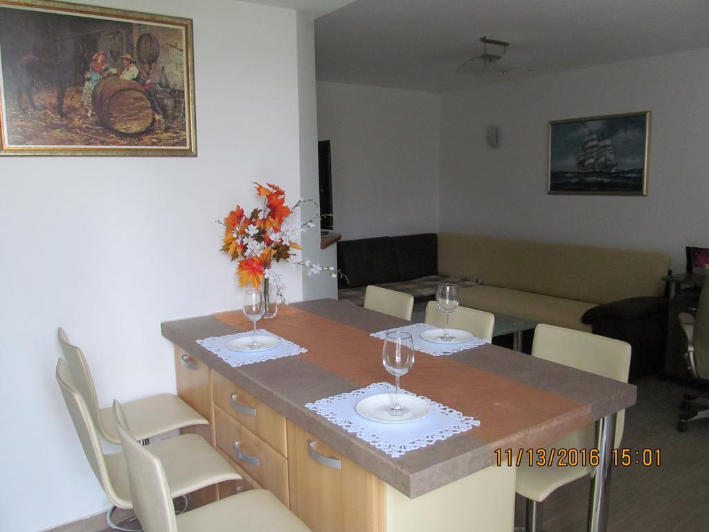 וולוסקו Apartment Kutlesa מראה חיצוני תמונה